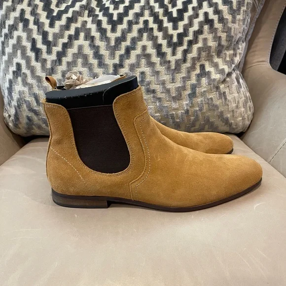 The Rail | Shoes | Mens Suede Chelsea Boots | Poshmark display picture 1